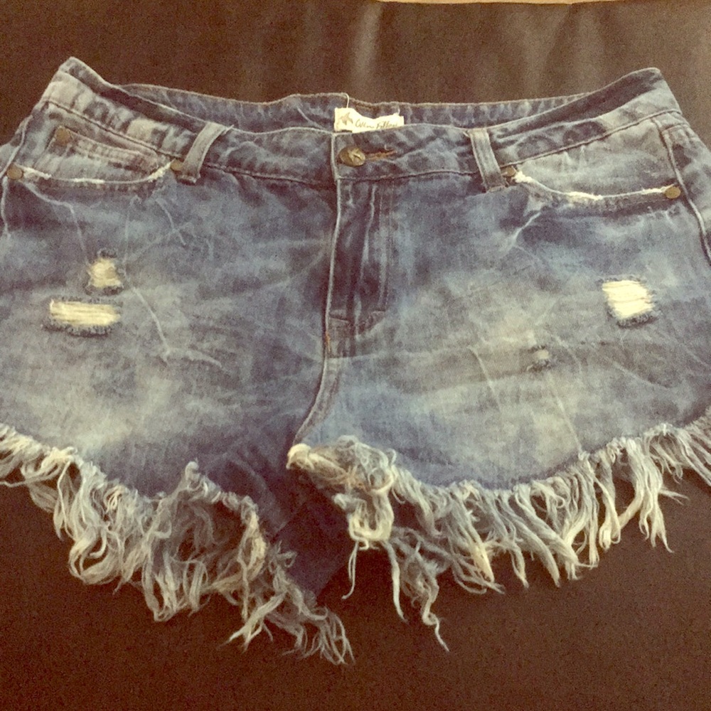 Distressed jean shorts